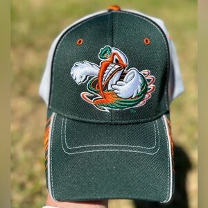 Miami Hurricanes Men's Zephyr Fitted Hat EUC